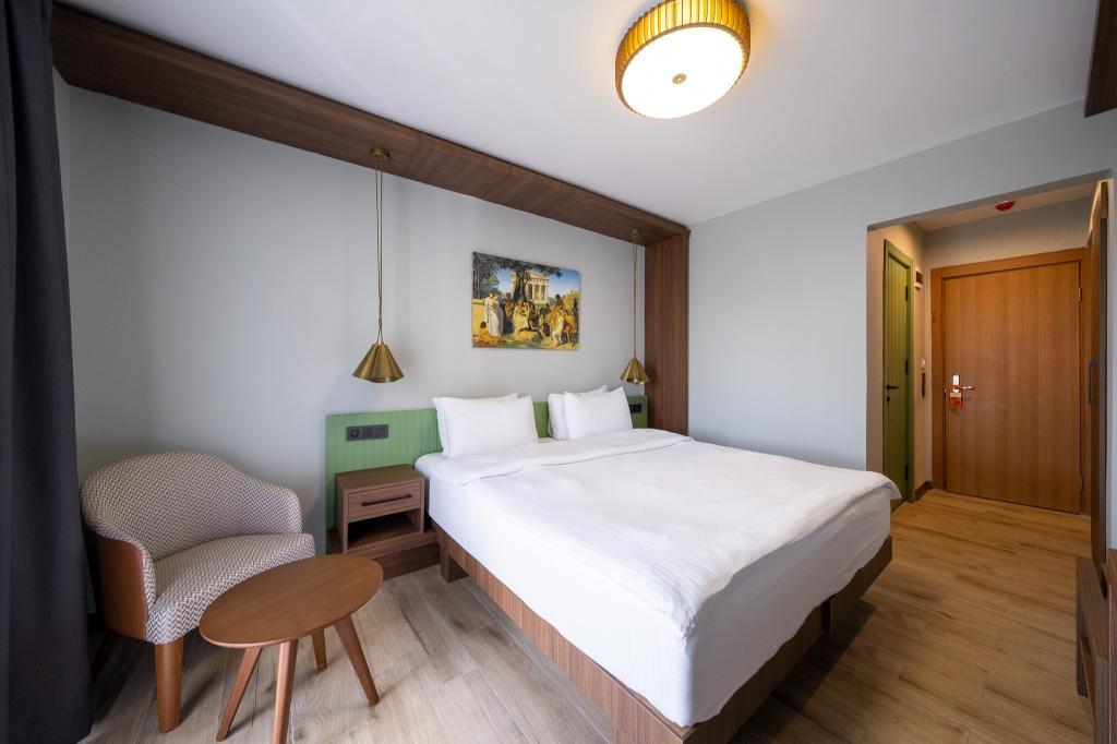 Assos Troy Beach Hotel — 10