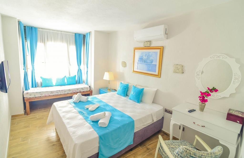 Bedirhan Konak Otel Alaçatı — 4