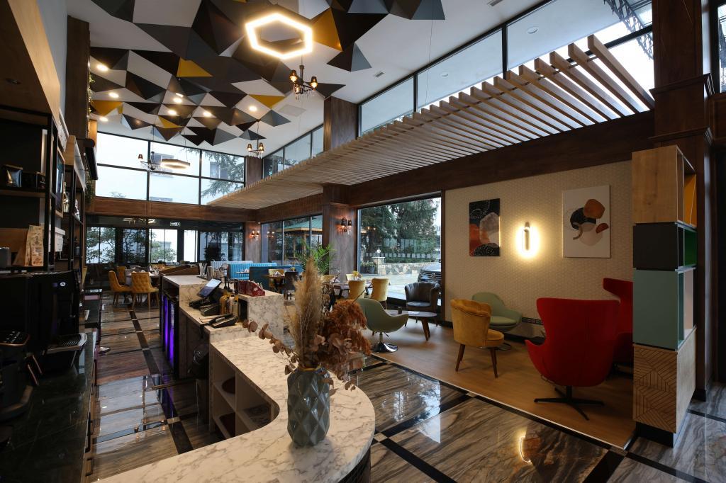 Holiday Inn Trabzon East — 9