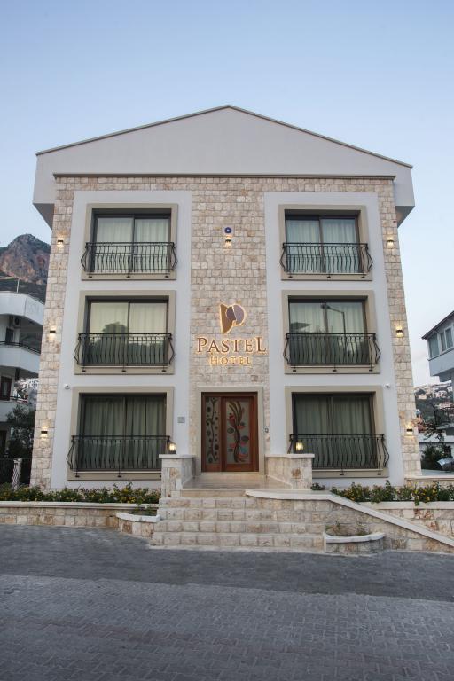 Hotel Pastel — 1