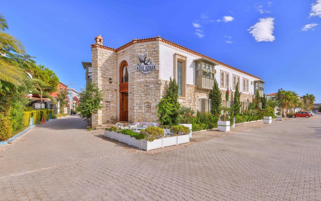 Alaçatı Köşe Konak +12 Adult Only — 2