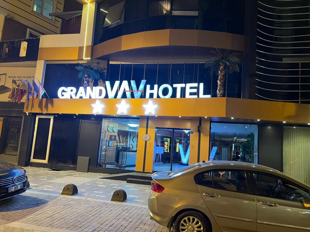 Grand Vav Hotel — 1