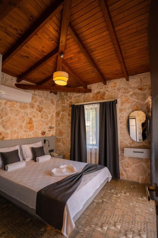 Terra Rossa Stone Houses — 10