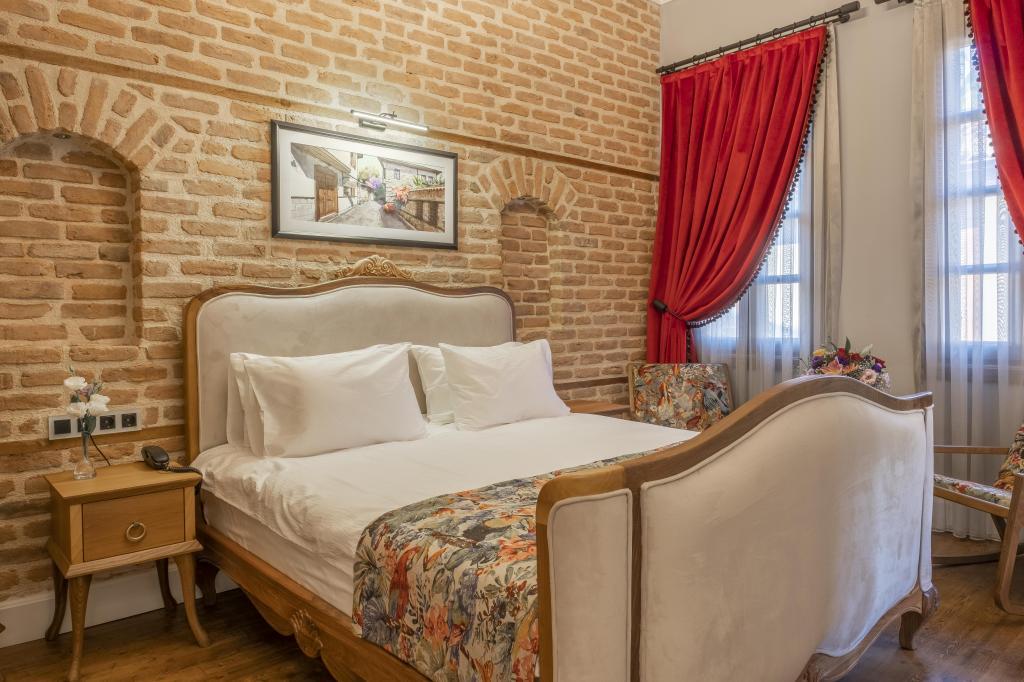 Erdi Otel Hakiki Halıcıoğluu — 6