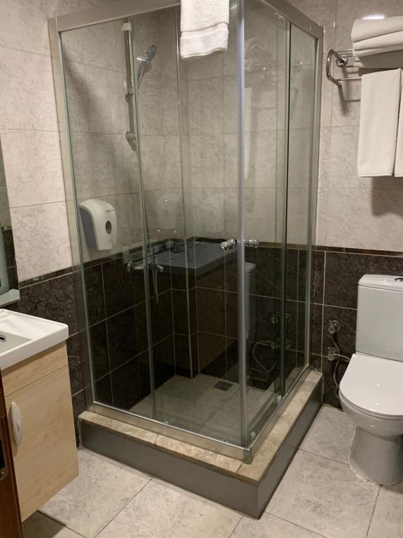 Bornova Otel — 4