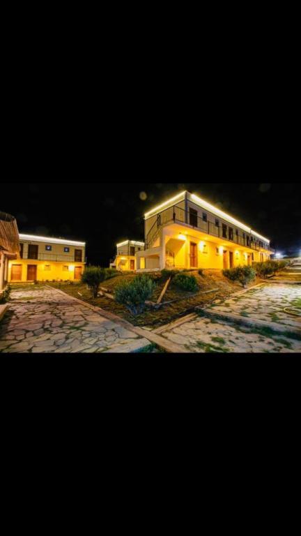 Sukha Inn Hotel & Beach — 5