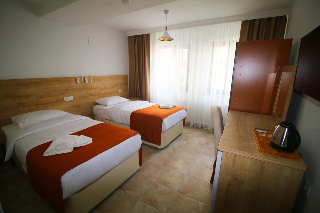 Huriye Ana Butik Otel — 7