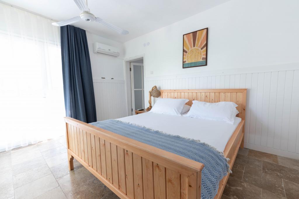 Sunflower Hotel — 4