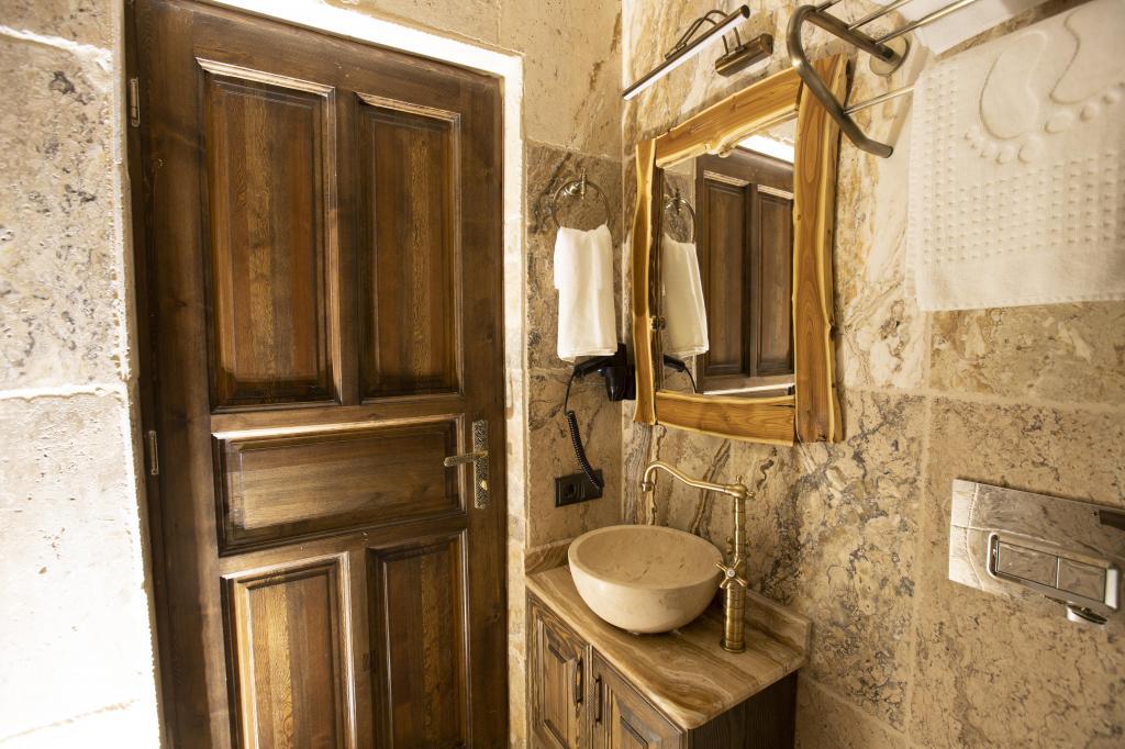 Medusa Cave Hotel — 6