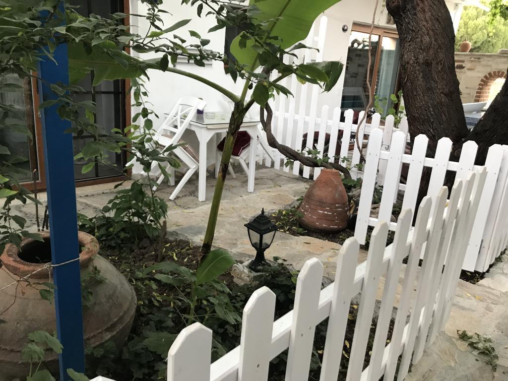 İyon Pansiyon Foça — 9
