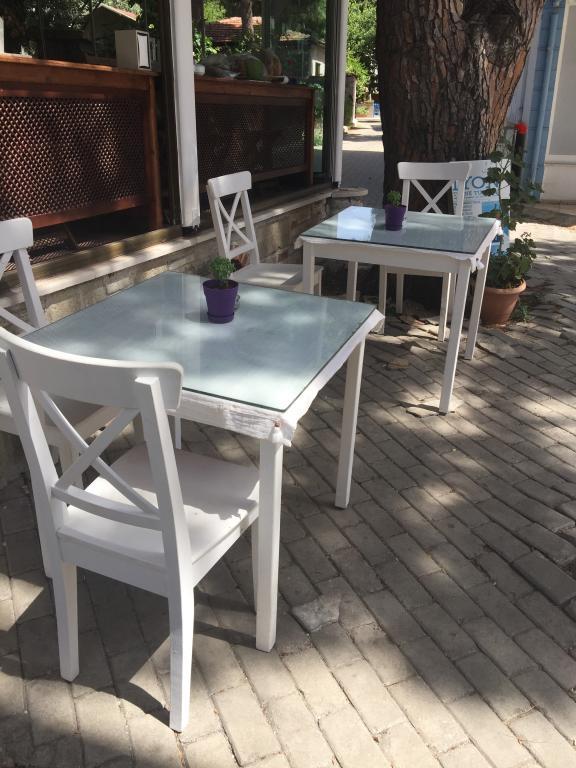 İyon Pansiyon Foça — 10
