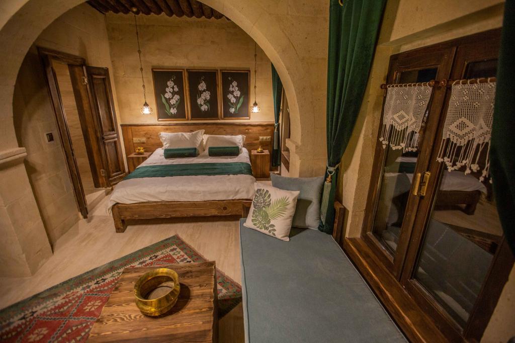 Maks Cave House — 10