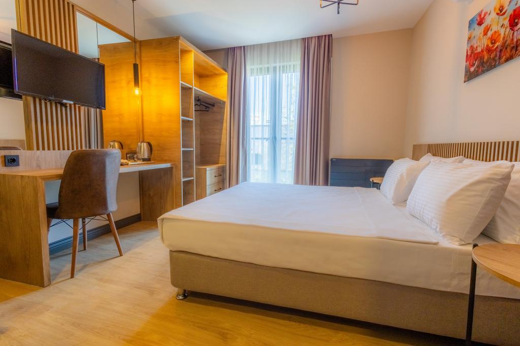 Leliko Suites — 9