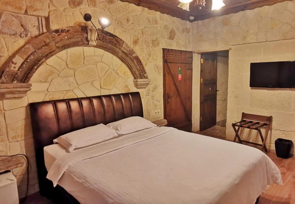 Cave Konak Hotel — 10
