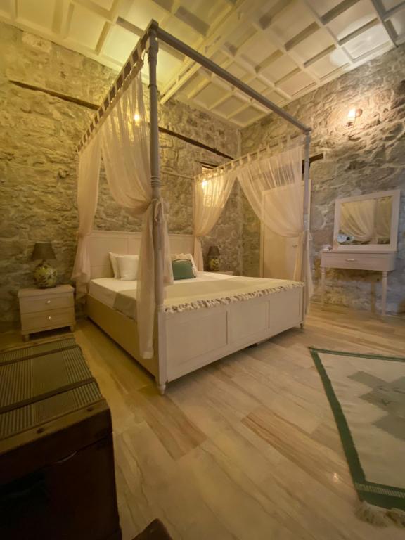 Aliko Otel — 6