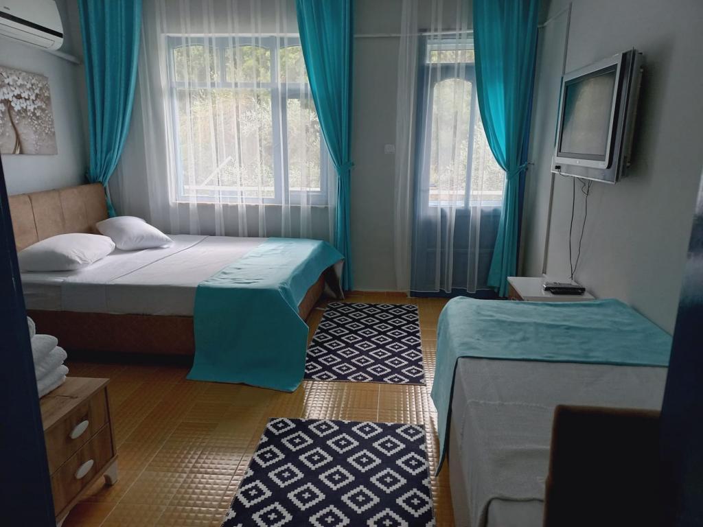 Rastgele Otel Cafe & Bistro Sığacık — 2