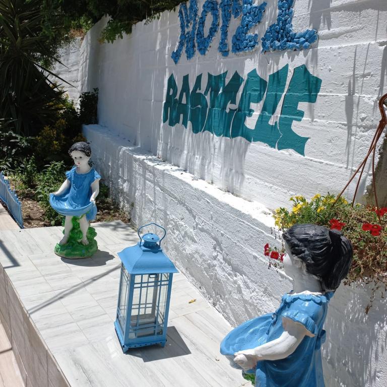Rastgele Otel Cafe & Bistro Sığacık — 1
