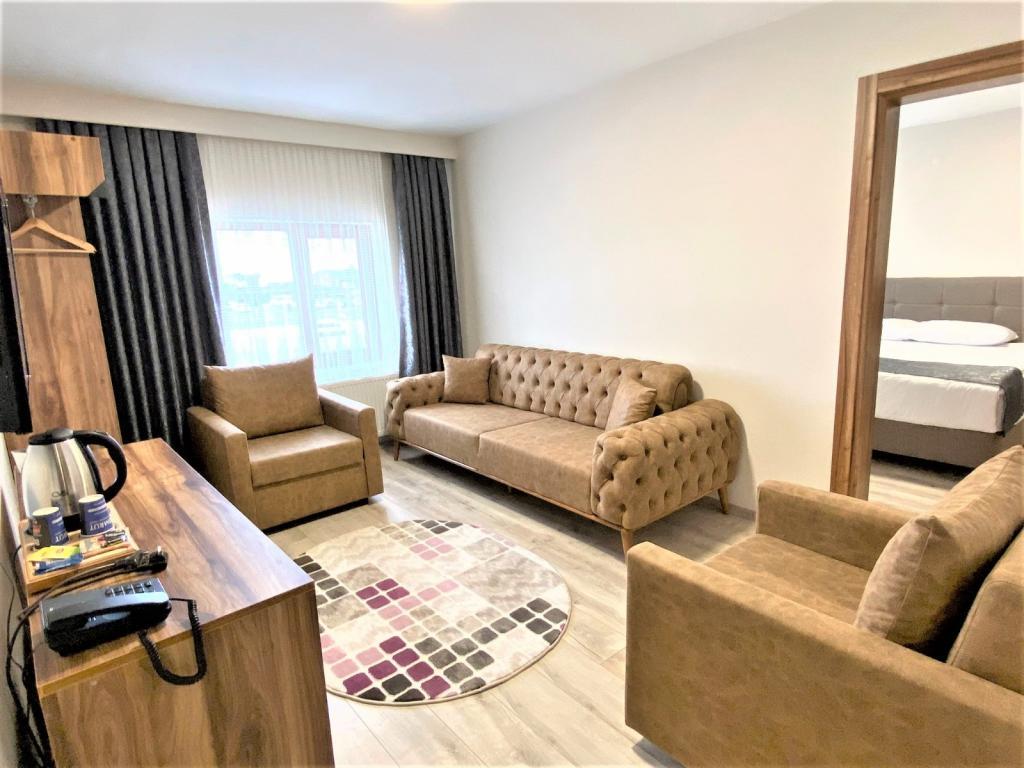 Zümrüt Palas Otel — 6