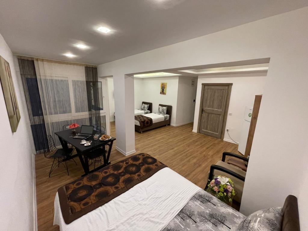 Mermer Apart Hotel İzmir — 4