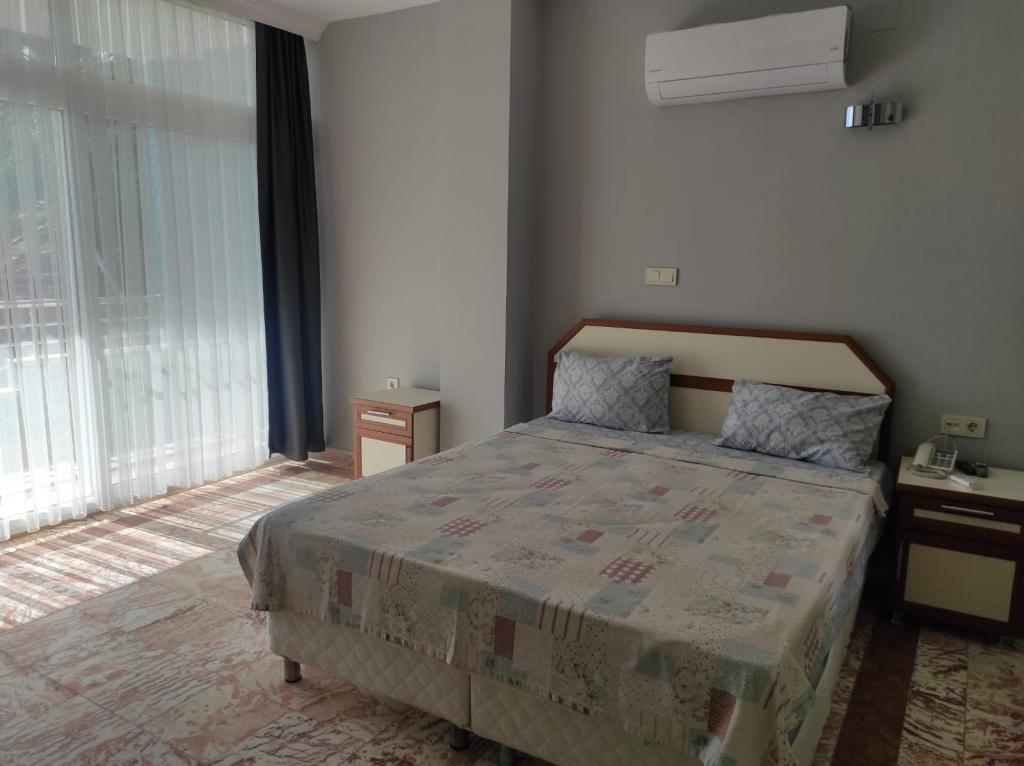 Selefkos Hotel — 4