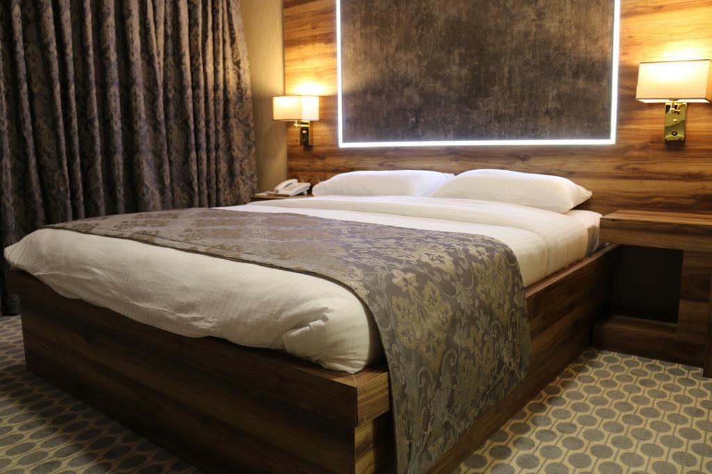 Marbes Hotel — 8