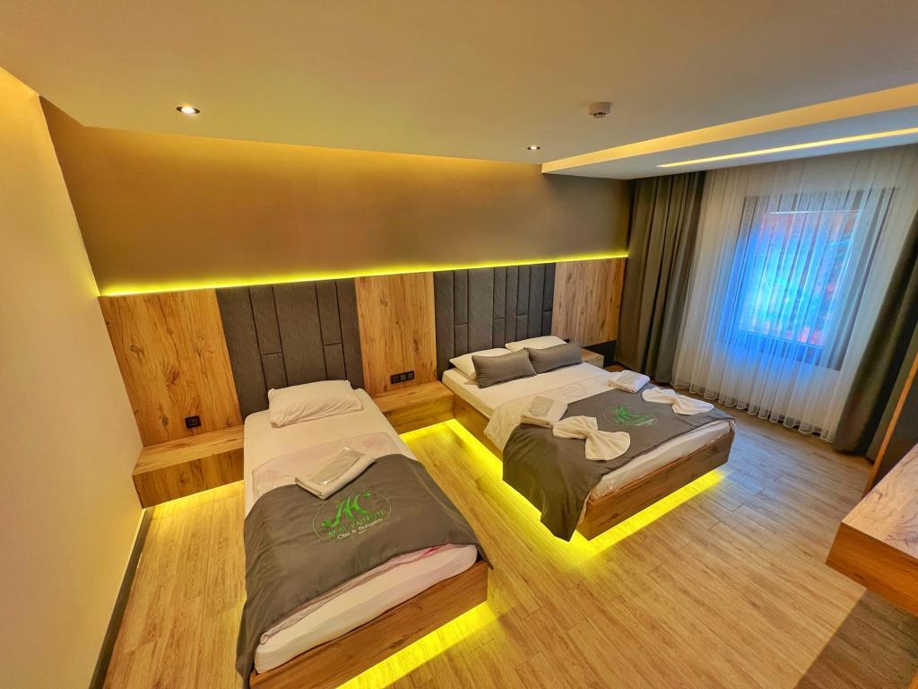 Akyüz Kardeşler Otel & Bungalow — 4