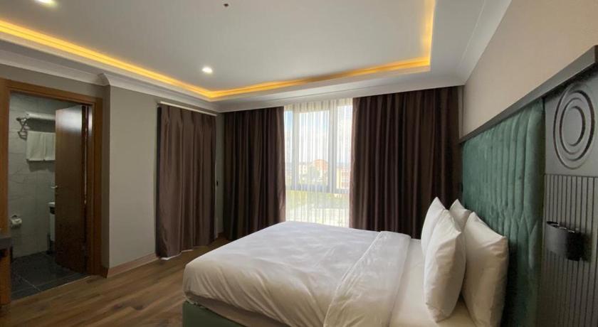 Shelton Airport Otel — 6