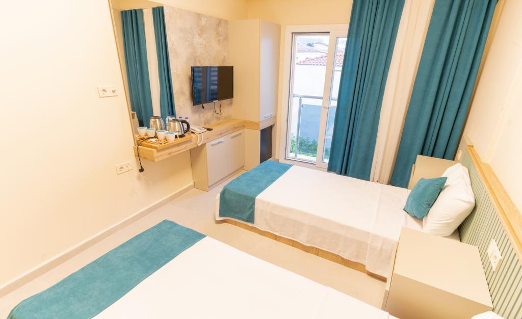 Levant Hotel & Aparts Çeşme — 7