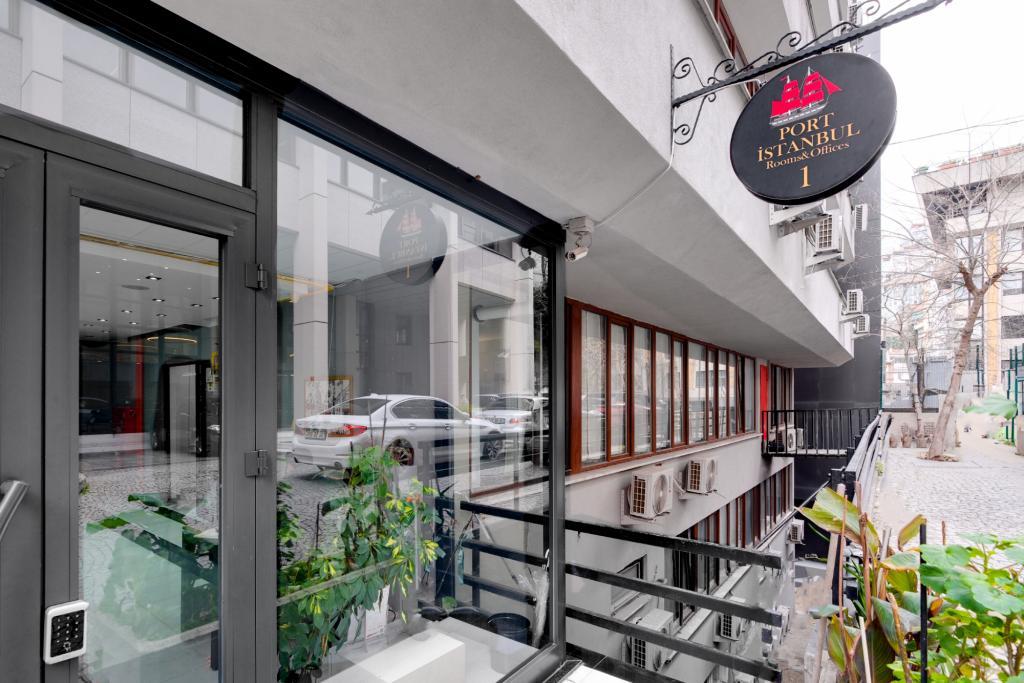Port İstanbul Otel — 1