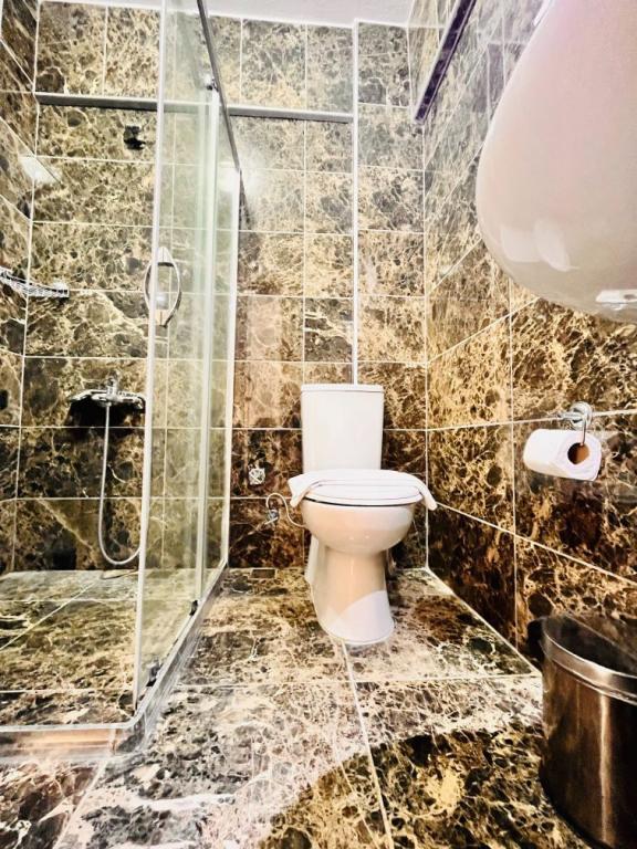 Sukha Inn Hotel & Beach — 7