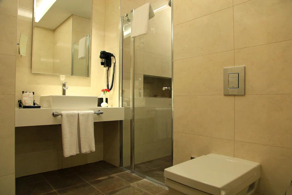 Ramada Plaza By Wyndham Istanbul Asia Airport — 3