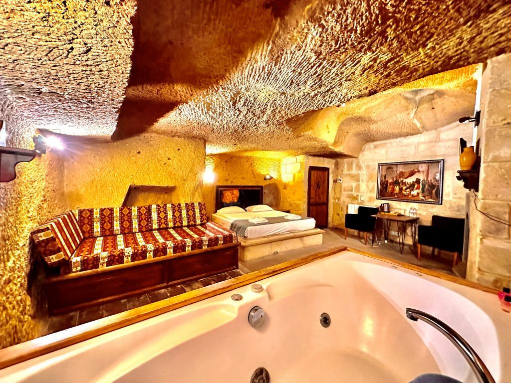 Harkasos Cave Hotel — 4