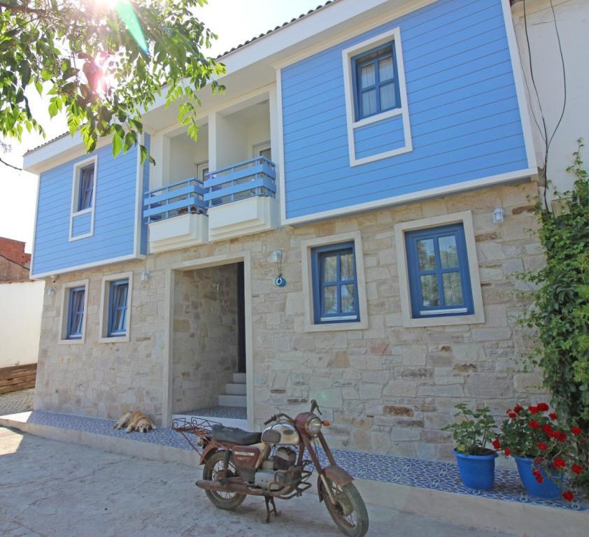 Sardunya Otel Bozcaada +8 — 1