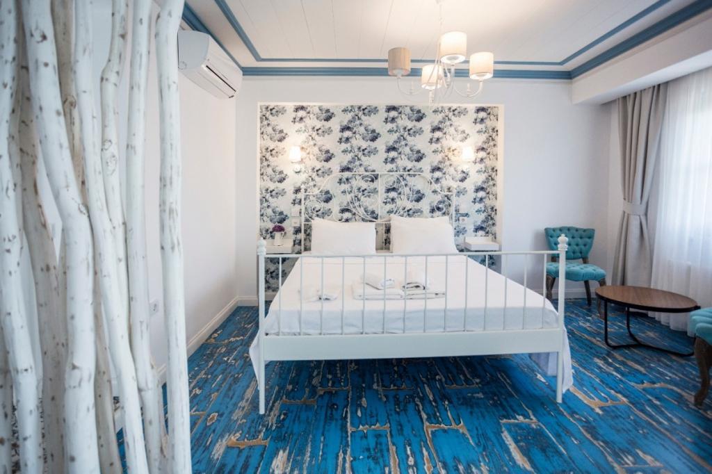 Sardunya Otel Bozcaada +8 — 9