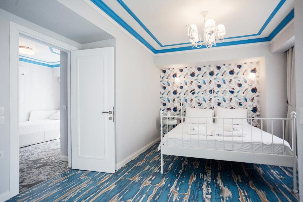 Sardunya Otel Bozcaada +8 — 5