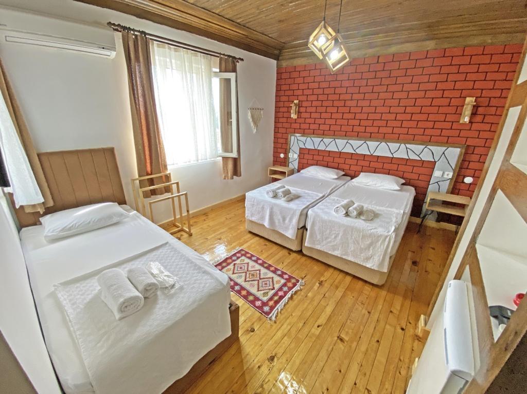 Bizim Pansiyon — 6