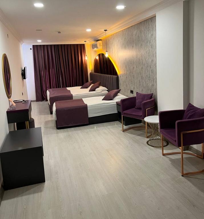 Karikatür Bi Hotel — 8
