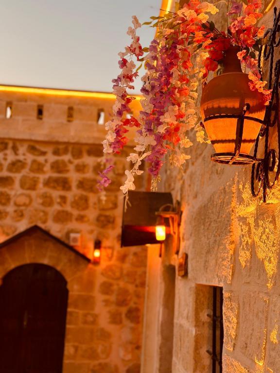 Şahmeran Hotel & Cafe — 8