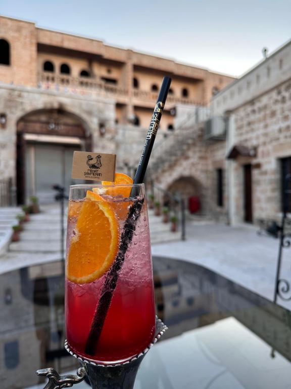 Şahmeran Hotel & Cafe — 10