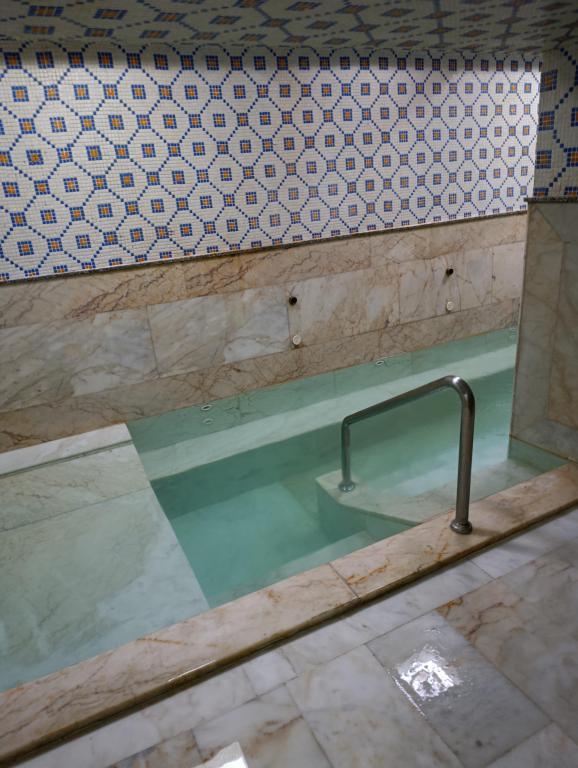 Üçsu Havuzlu Termal Otel — 10