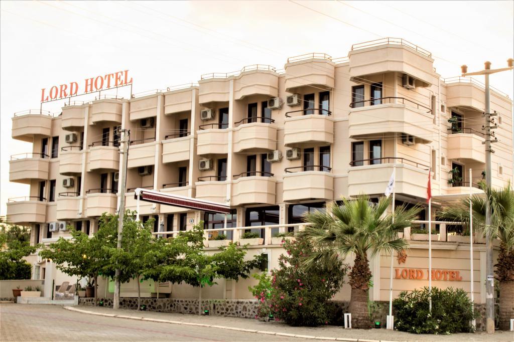 Lord Hotel — 1
