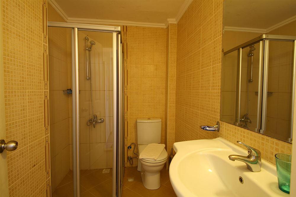 Acem Hotel — 2