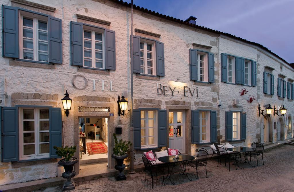 Beyevi Alaçatı — 1